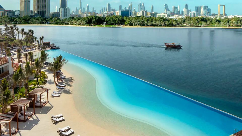 The lagoon pool at Park Hyatt Dubai